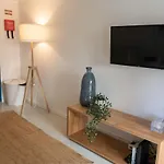 Apartman Beautiful 1 Bedroom In *