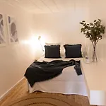 Apartman Beautiful 1 Bedroom In