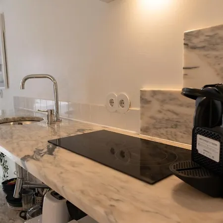 Apartment Beautiful 1 Bedroom In