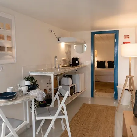 Beautiful 1 Bedroom In Лиссабон